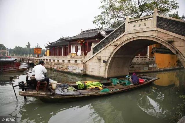 探索为什么学历越低的男女,越容易结婚?,精选热门话题